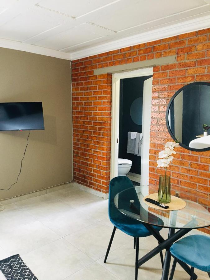 Black Rose Guesthouse Совето Екстер'єр фото