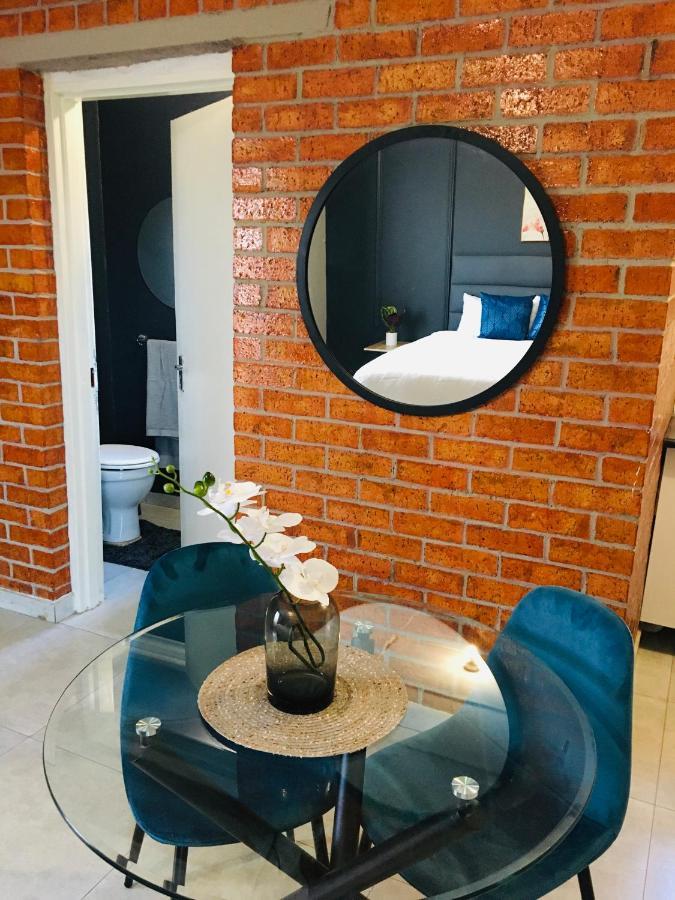 Black Rose Guesthouse Совето Екстер'єр фото