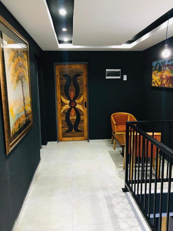 Black Rose Guesthouse Совето Екстер'єр фото