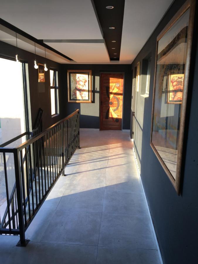 Black Rose Guesthouse Совето Екстер'єр фото